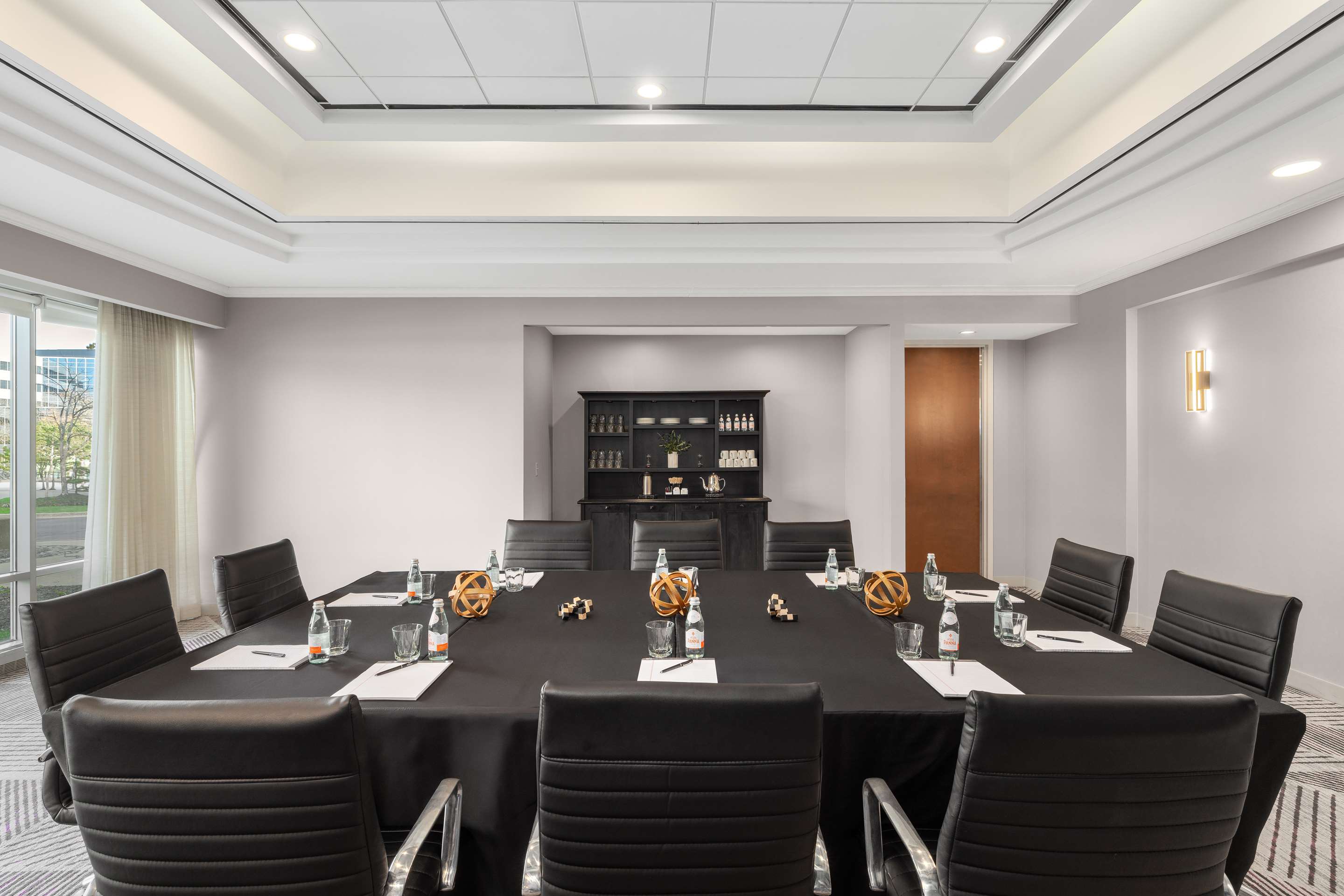Meeting Room | Hampton Inn & Suites Downers Grove Chicago