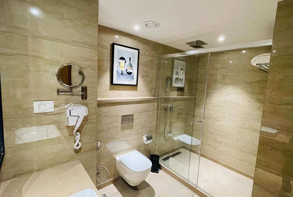 RAMADA ENCORE BY WYNDHAM AMRITSAR A-guestroom-Guest Room,Bathroom,On-Site.jpg
