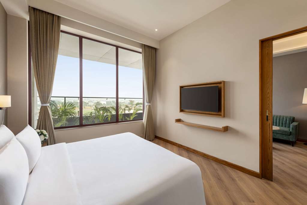 RAMADA ENCORE BY WYNDHAM AMRITSAR A-guestroom-Guest Room,Suite,On-Site.jpg