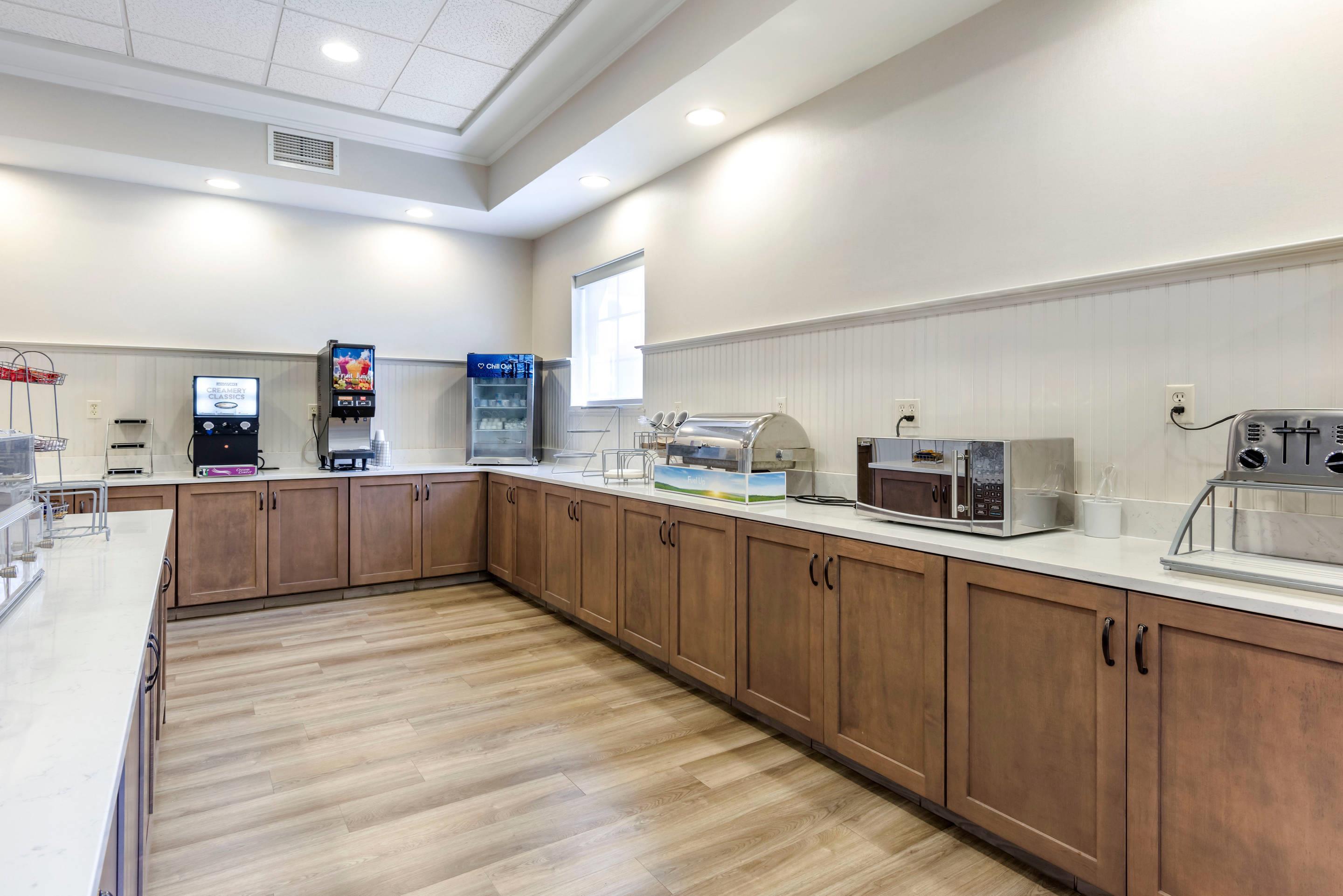 Breakfast counter | Mainstay Suites Ocean City West