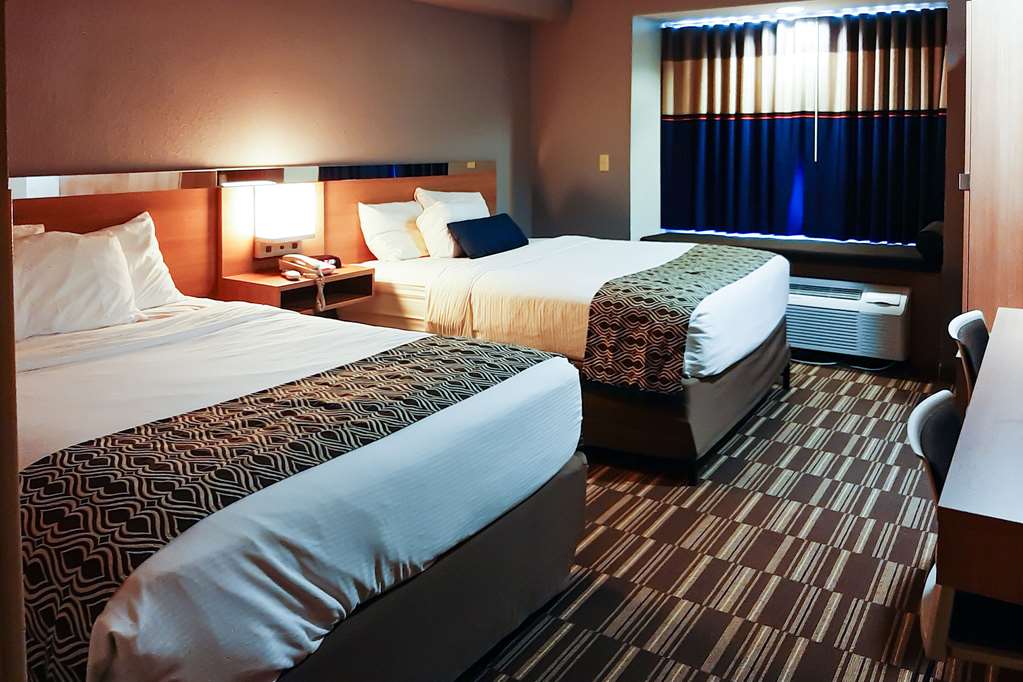 STARKVILLE INN AND SUITES-guestroom-Guest Room,Suite,On-Site.jpg