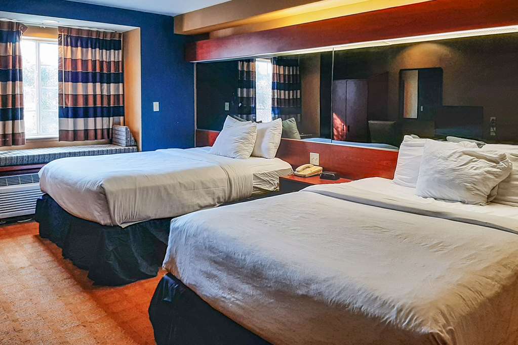 STARKVILLE INN AND SUITES-guestroom-Guest Room,On-Site.jpg