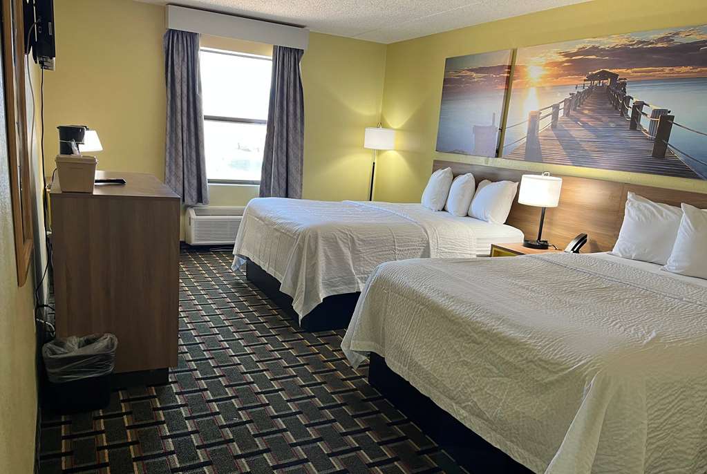 DAYS INN BY WYNDHAM PARK CITY KANSA-guestroom-Guest Room,On-Site.jpg
