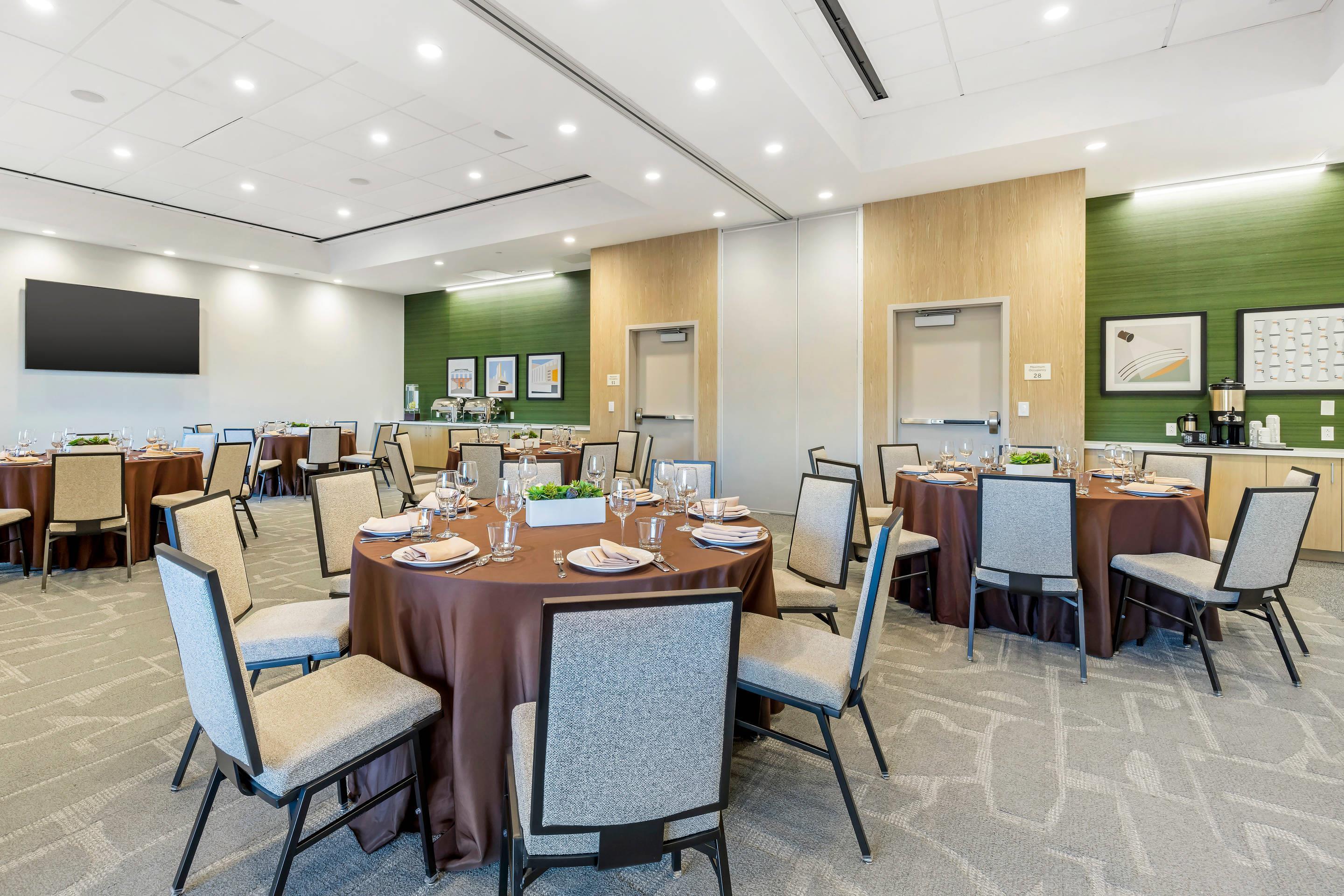 Meeting room | Cambria Hotel Burbank Airport