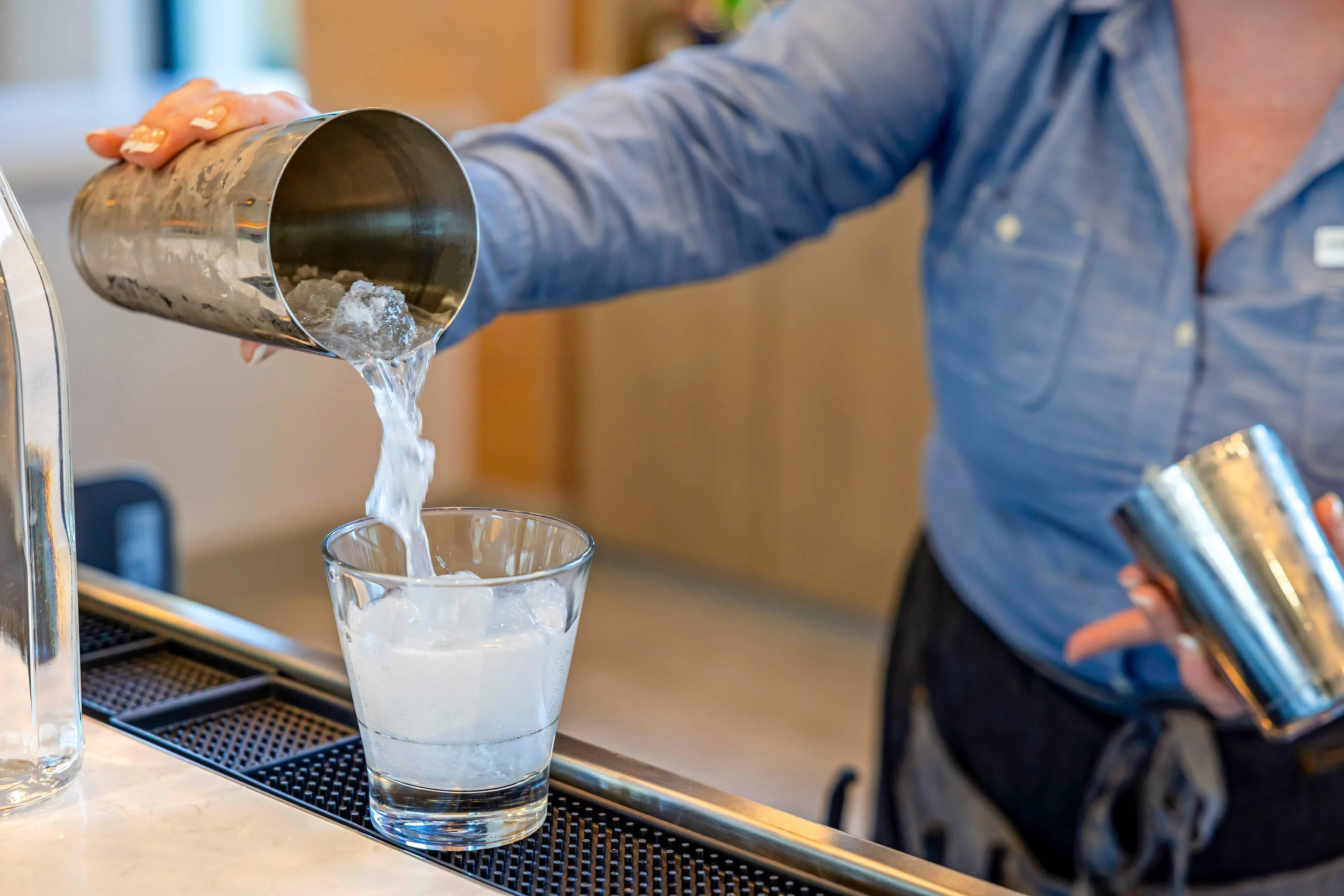 Full Service Bar | Cambria Hotel Burbank Airport