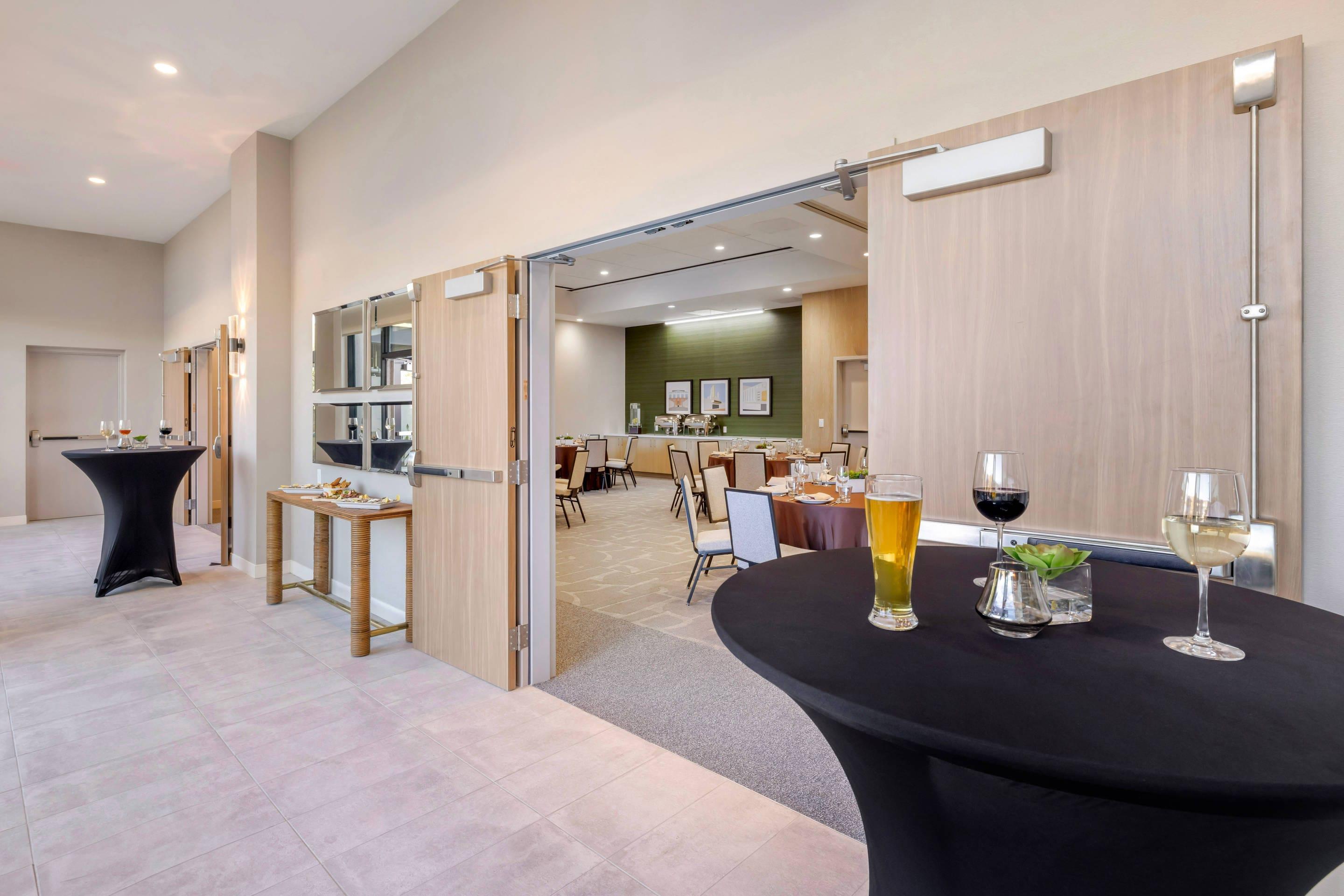 Meeting room | Cambria Hotel Burbank Airport