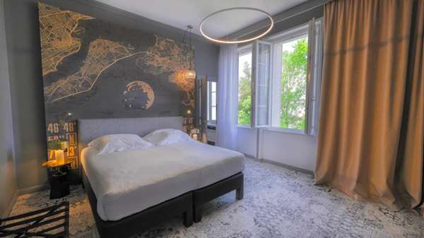Guest Room,On-Site