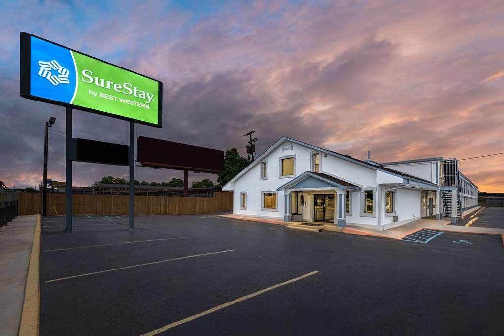 SureStay by BW Huntsville University