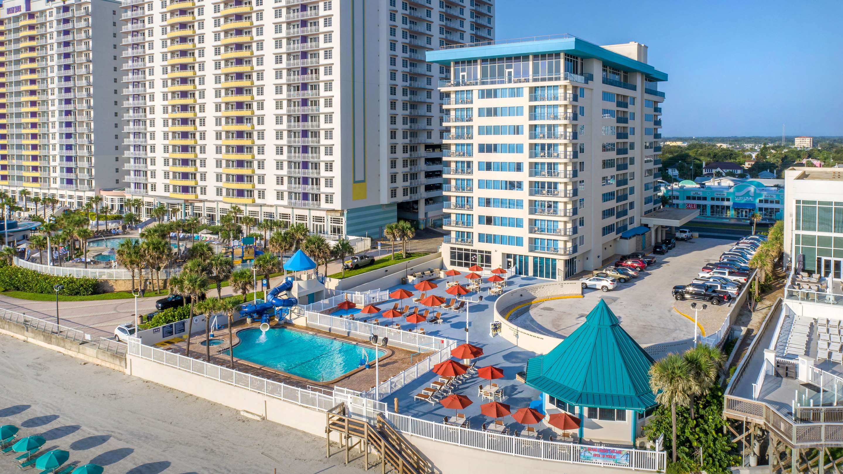 Exterior | Hilton Vacation Club Daytona Beach Regency