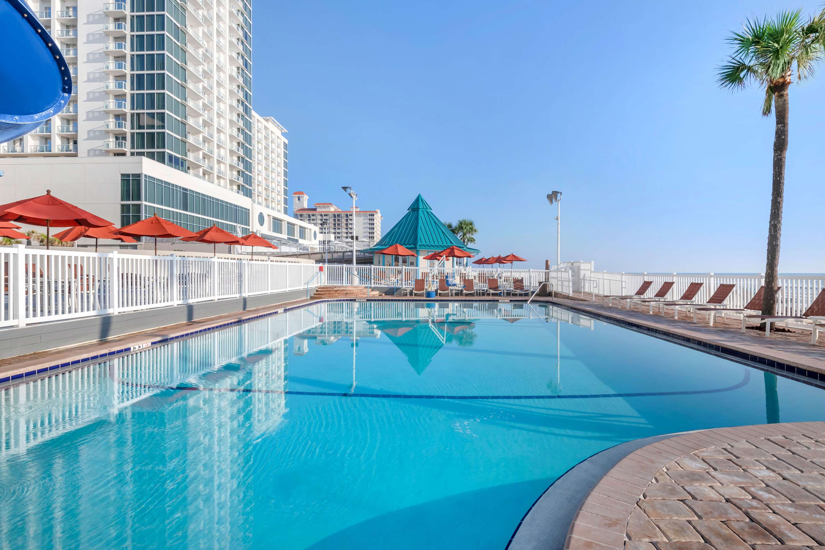 Pool | Hilton Vacation Club Daytona Beach Regency