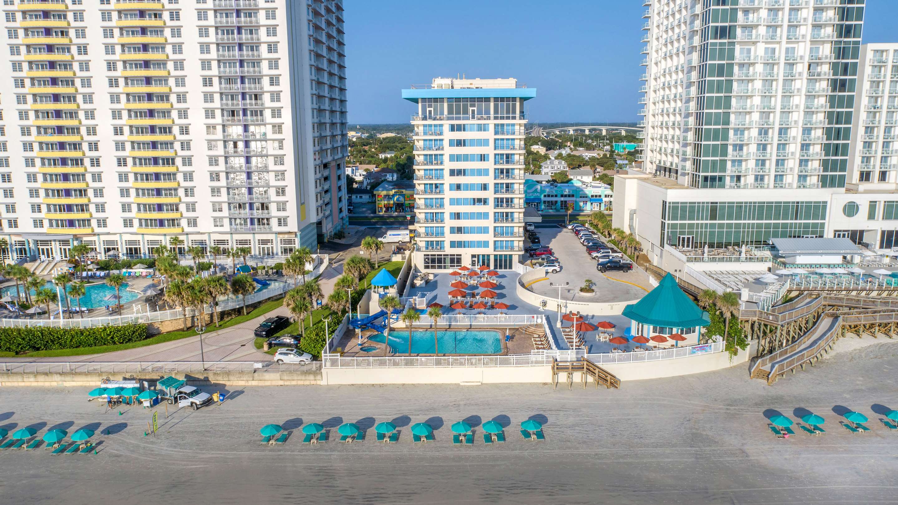 Exterior | Hilton Vacation Club Daytona Beach Regency