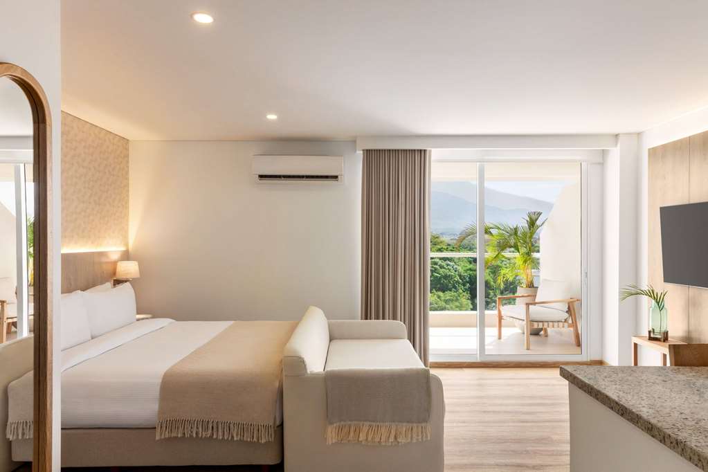 WYNDHAM RESIDENCES SANTA MARTA ALUN-guestroom-Guest Room,On-Site.jpg