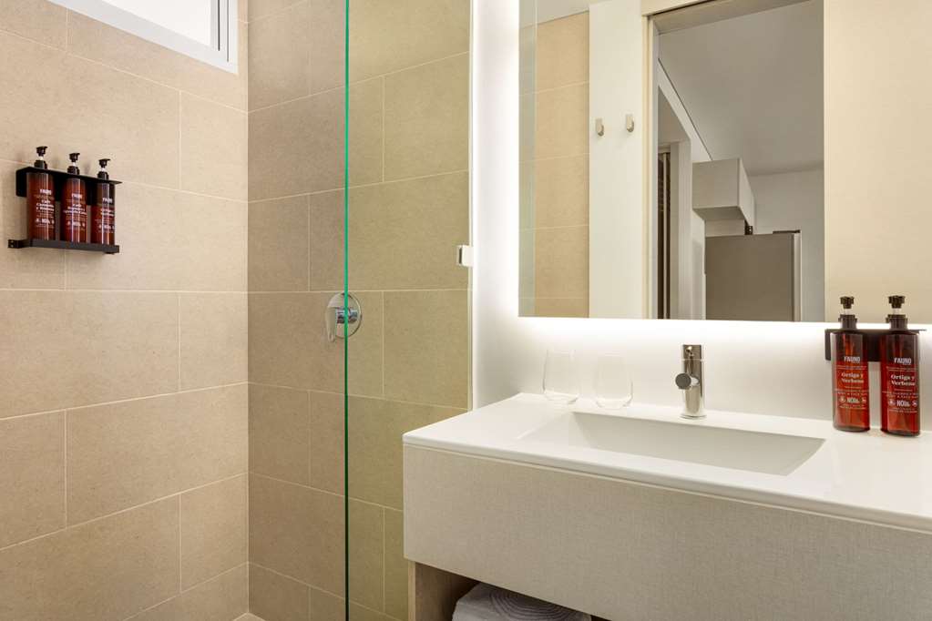 WYNDHAM RESIDENCES SANTA MARTA ALUN-guestroom-Guest Room,Bathroom,On-Site.jpg