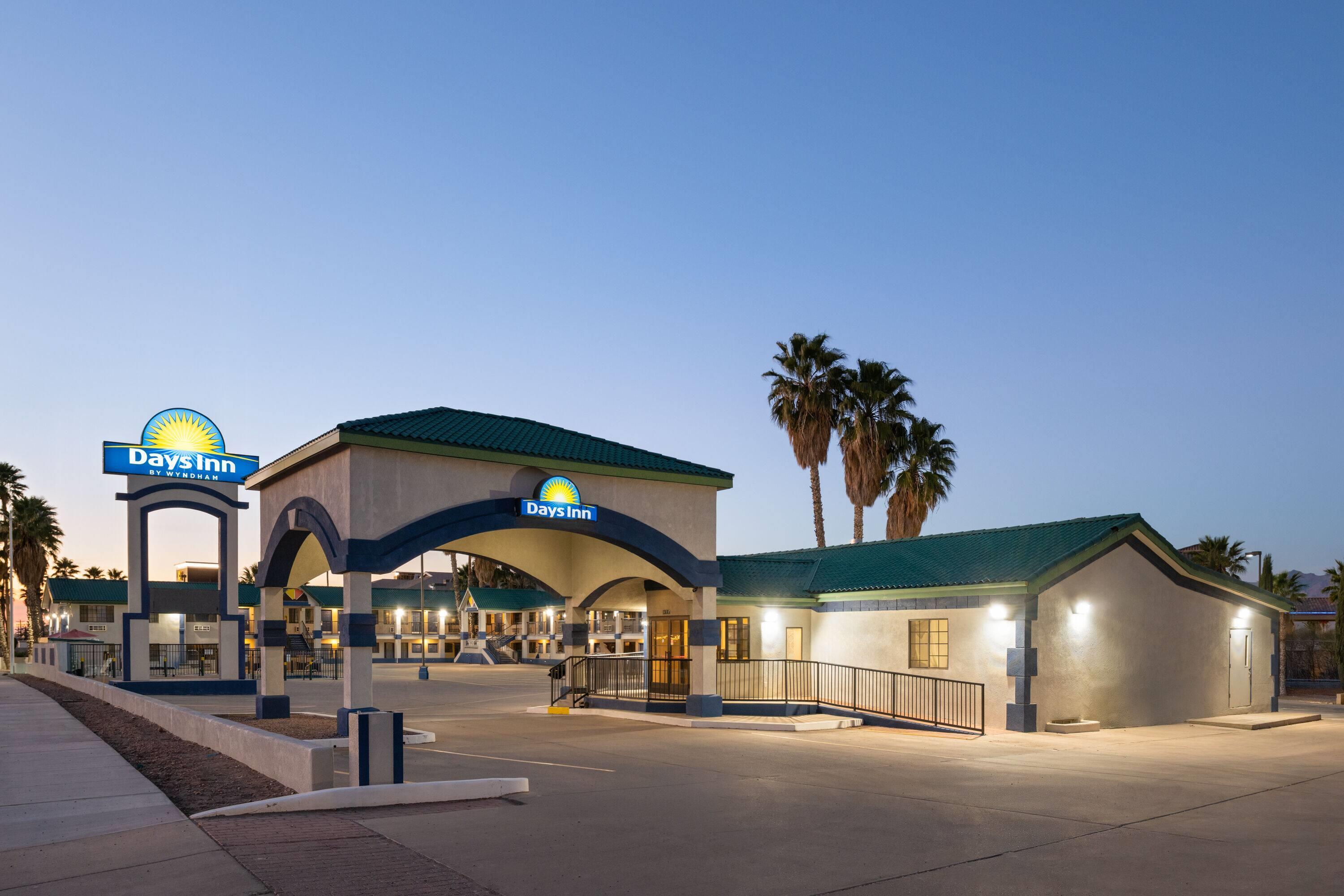 Exterior | Days Inn by Wyndham Safford, AZ