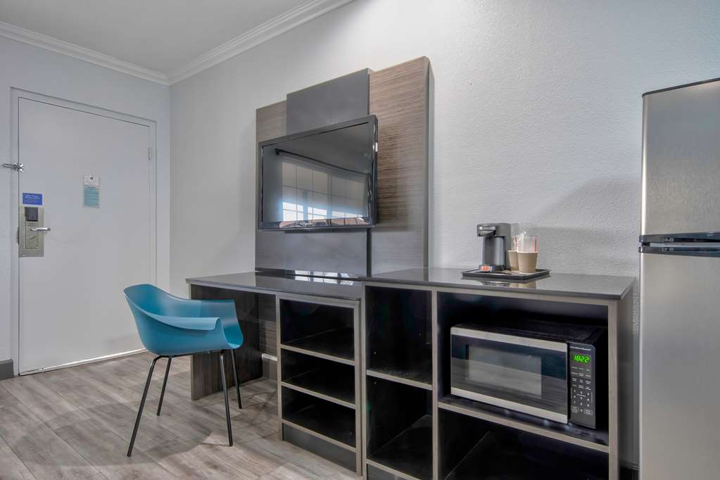 STUDIO 6 SUITES SAN BERNARDINO, CA-guestroom-Guest Room,Guest Room Amenity,On-Site.jpg