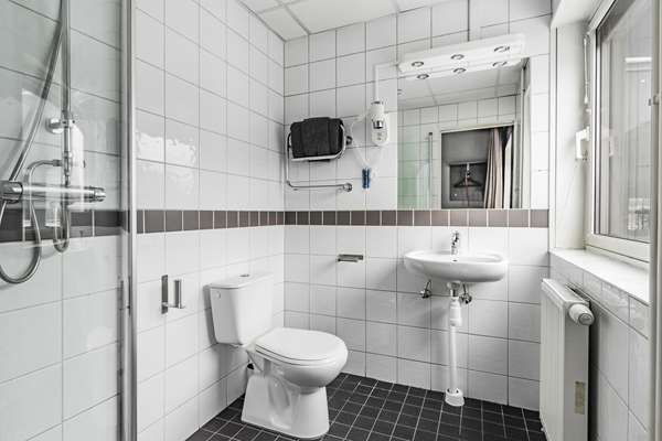 1 King Bed, Non-Smoking, Superior Room, Balcony, Smart Tv, Work Desk, Wi-Fi, Full Breakfast