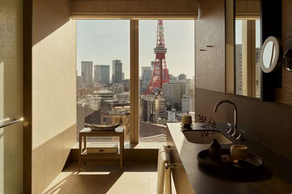 JANU TOKYO - Photo 23