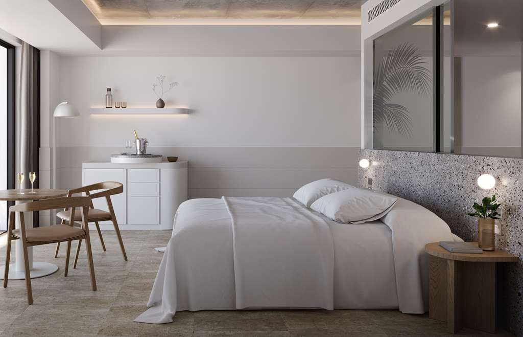 ARDO-guestroom-Guest Room,On-Site.jpg