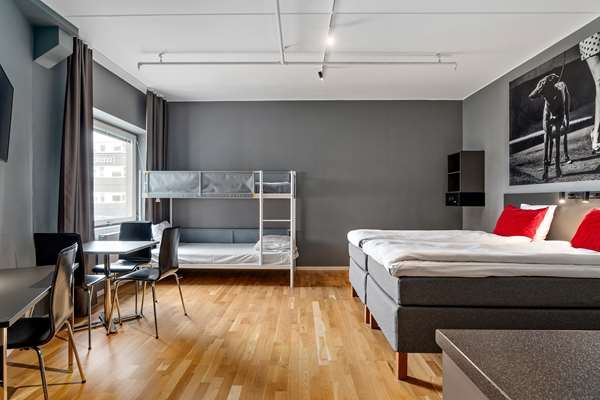 1 Double 1 Single Bunkbed, Non-Smoking, Standard Room, Wi-Fi, Full Breakfast