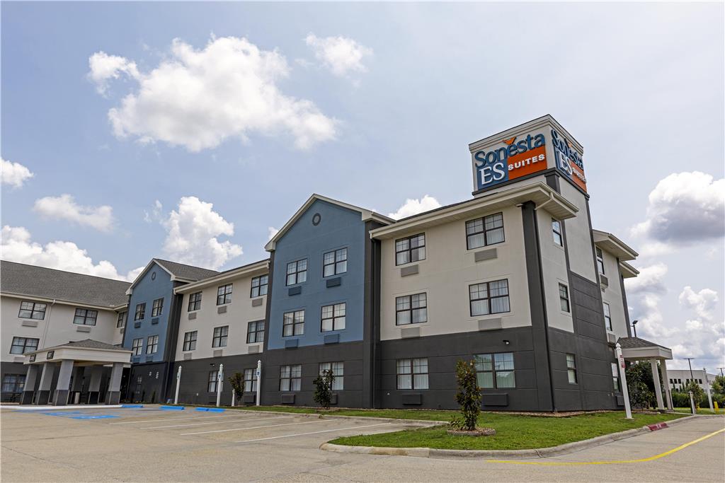 Sonesta Simply Suites Lafayette Airport