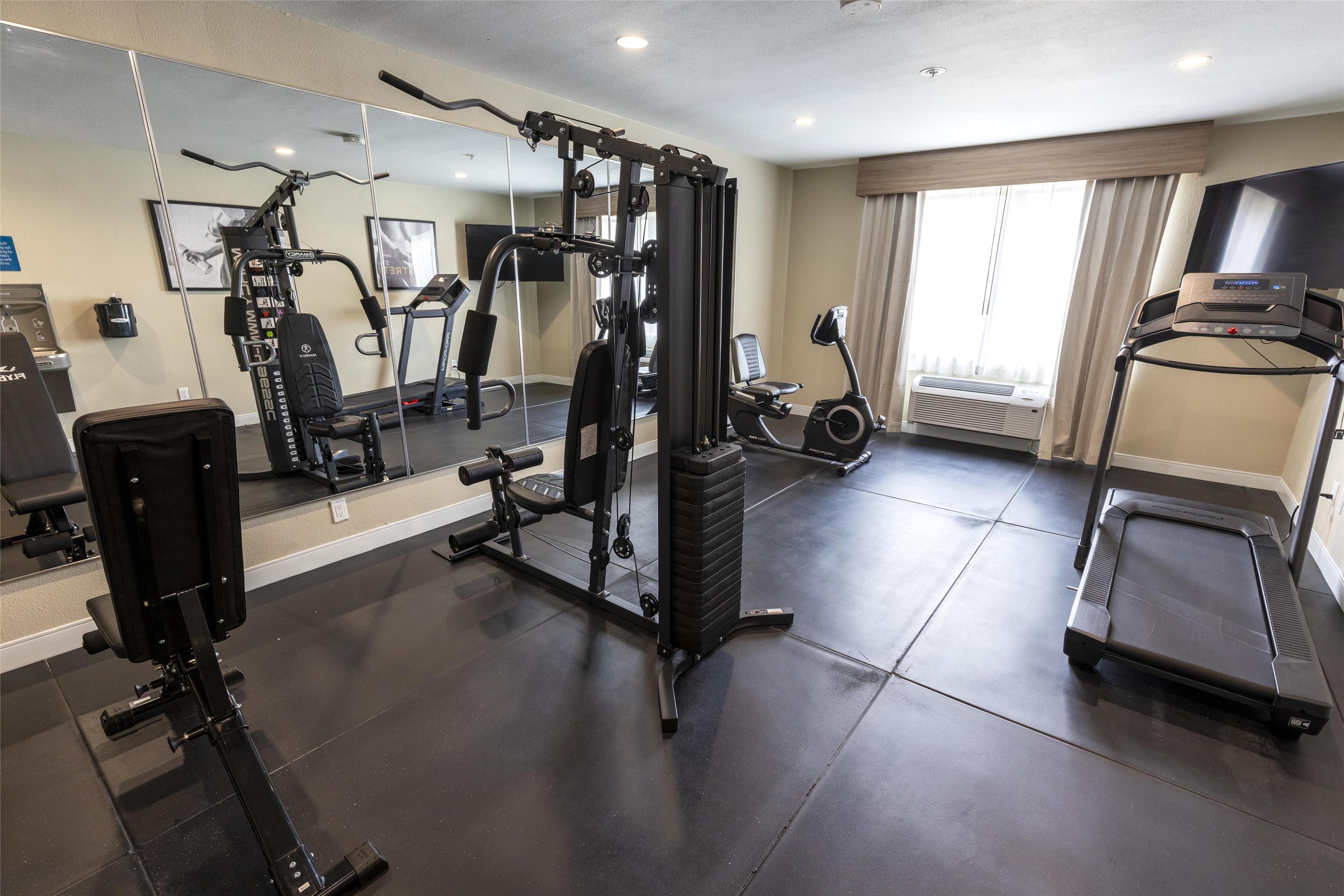 fitness center | Sonesta Simply Suites Lafayette Airport