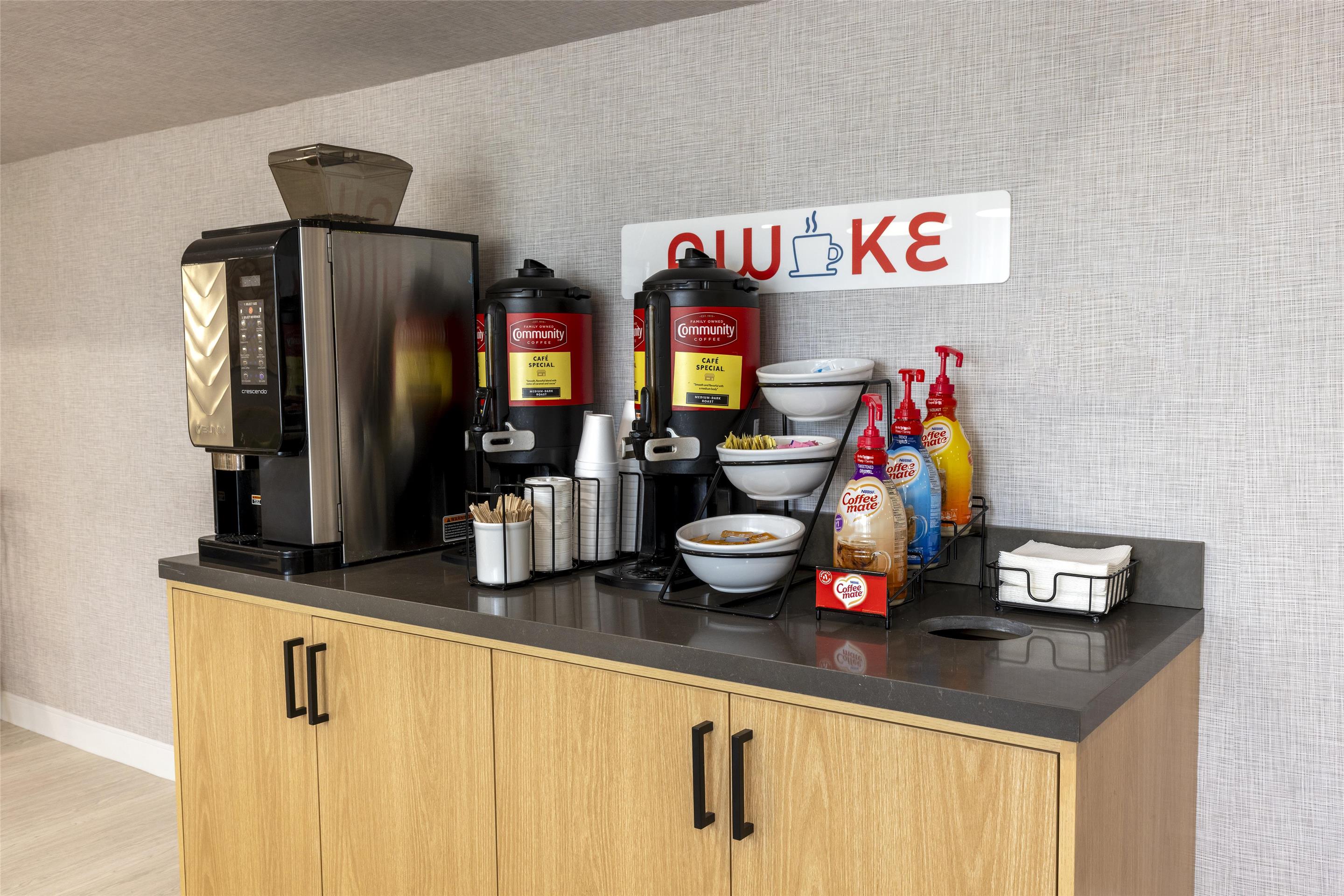 breakfast | Sonesta Simply Suites Lafayette Airport