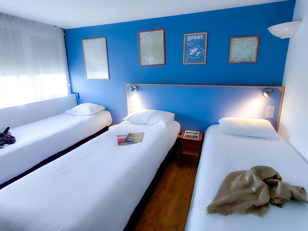 greet Hotel Belleville en Beaujolais A6-guestroom-Guest Room,On-Site.jpg