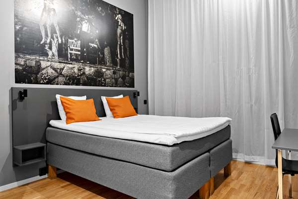 1 Double Bed, Non-Smoking, Economy Room, Work Desk, No Window In Room, Wi-Fi, Full Breakfast