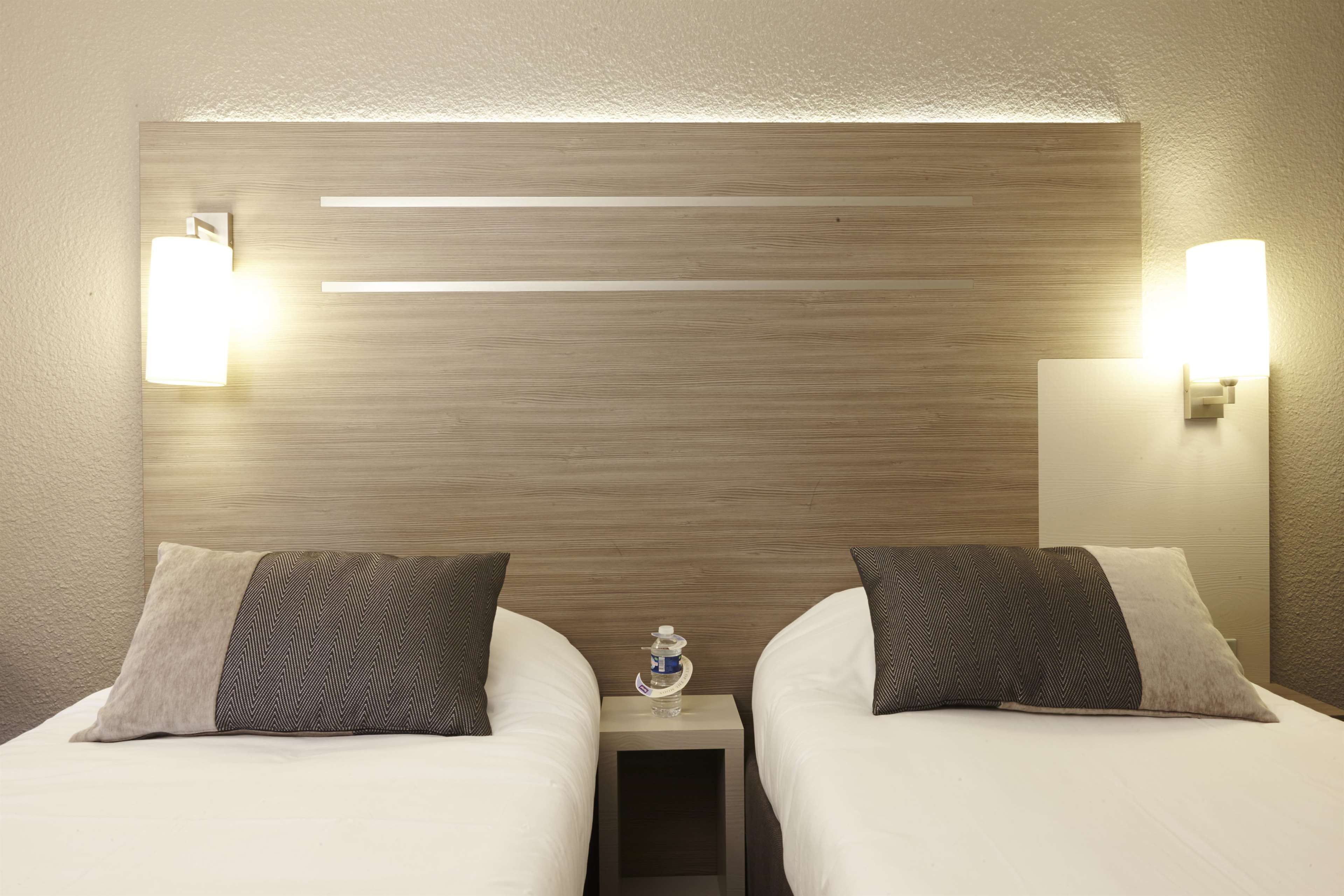 Hotel Kyriad Voiron Chartreuse - Centr'Alp Room Type - 2 Single Beds, Non-Smoking, Standard Room
