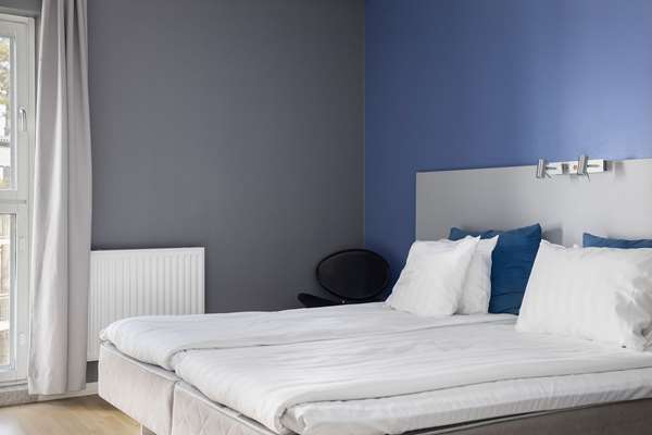 1 Double Bed, Non-Smoking, Economy Room, Smart Tv, Work Desk, Wi-Fi, Full Breakfast