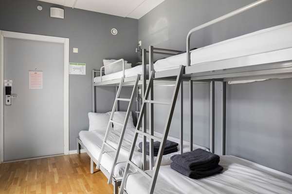 2 Bunk Bed Sets, Non-Smoking, Economy Room, No Bathroom, Wi-Fi, Full Breakfast