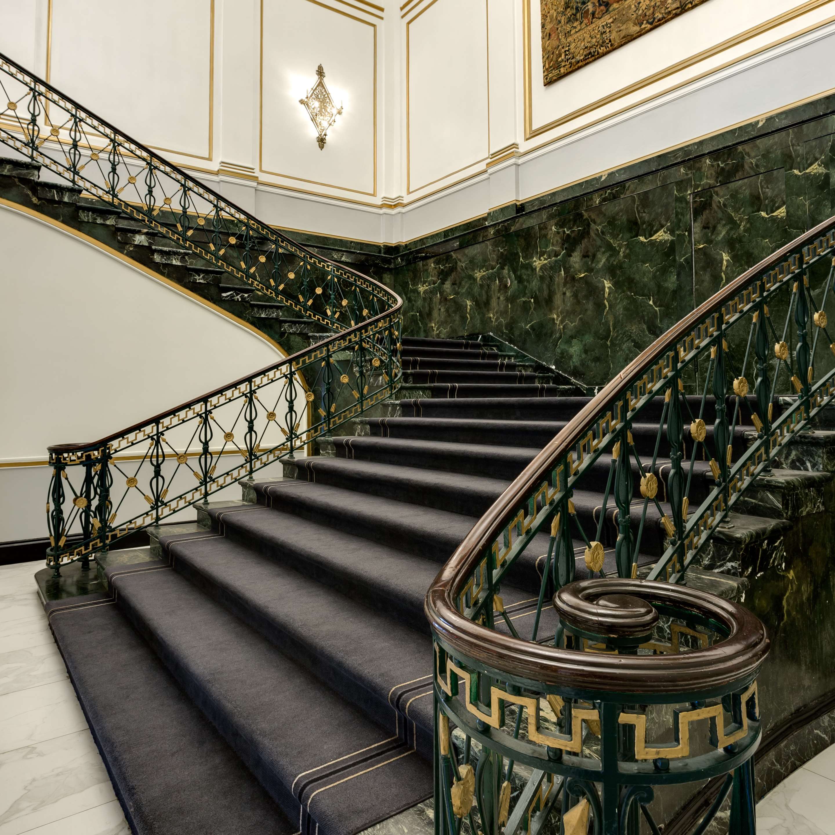 Lobby | Hilton Boston Park Plaza