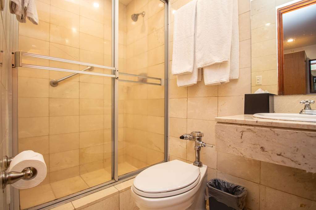 HOTEL BAMBITO BY FARANDA-guestroom-Guest Room,Bathroom,On-Site.jpg