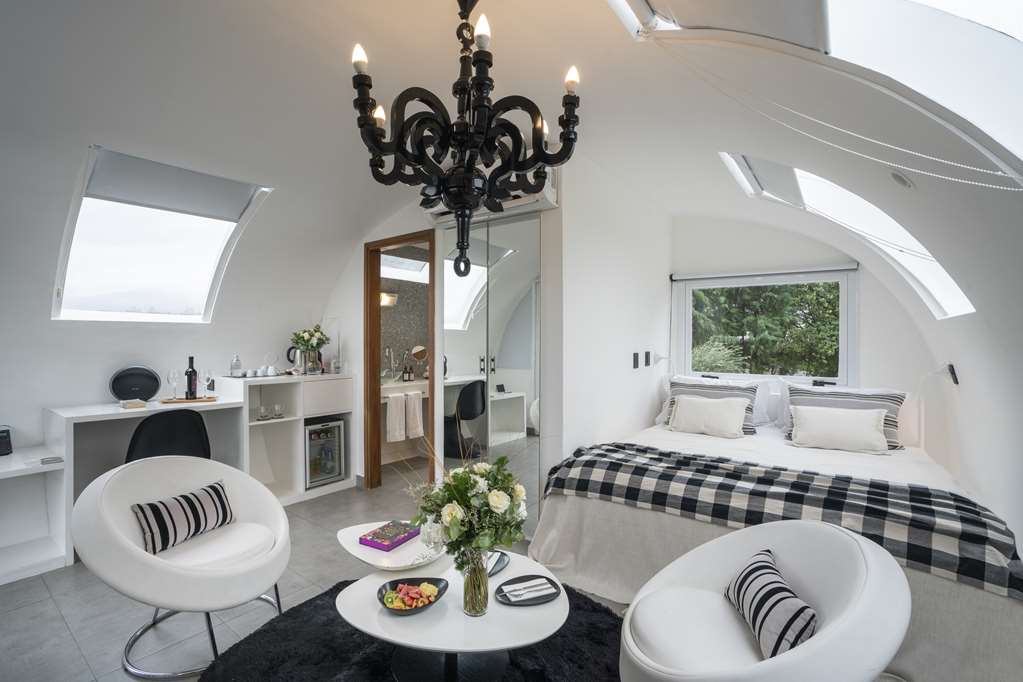 ENTRE CIELOS WINE AND WELLNESS-guestroom-Guest Room,Suite,On-Site.jpg