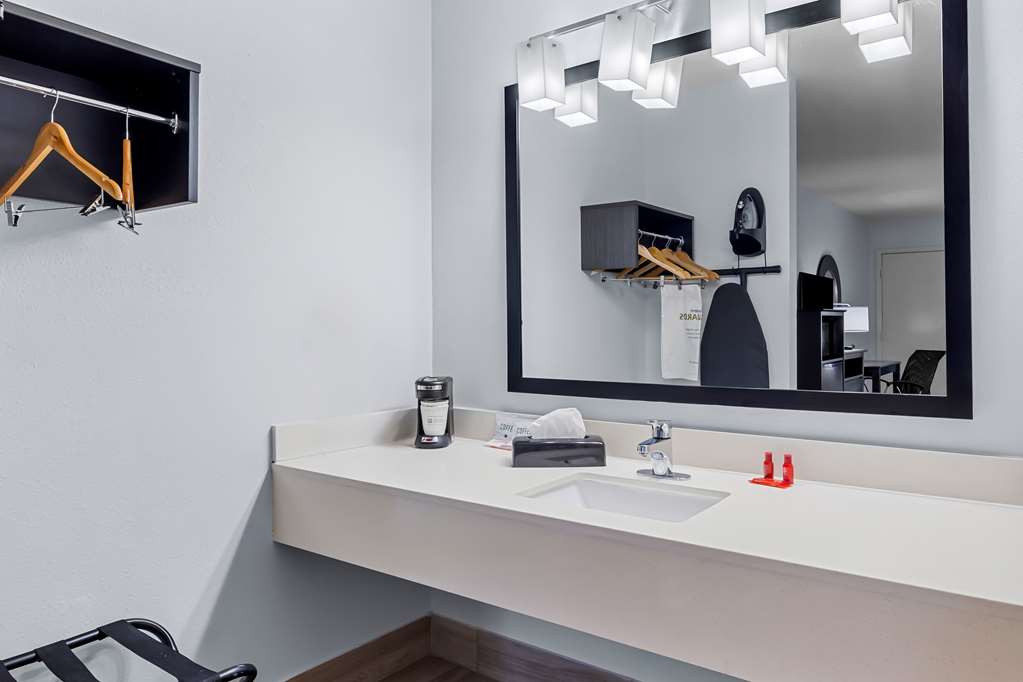 SureStay Plus by Best Western Beaumont-guestroom-Guest Room,On-Site.jpg