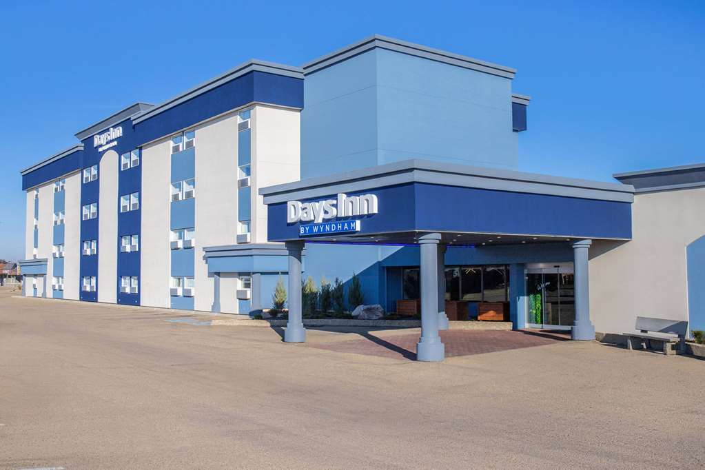 Days Inn & Conference Centre by Wyndham
