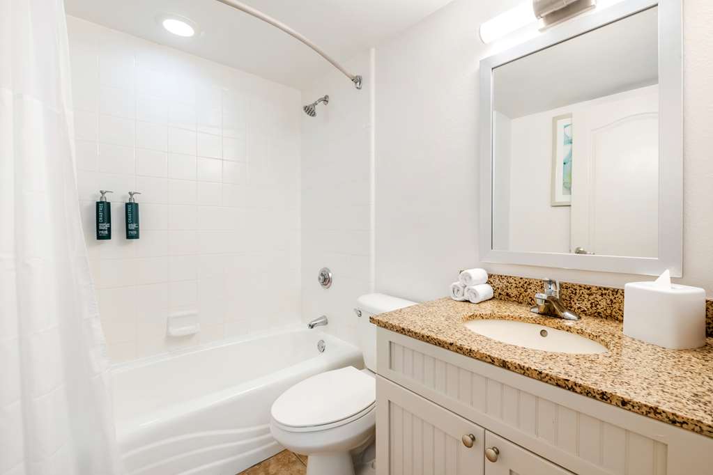 HILTON VC THE COVE ON ORMOND BEACH-guestroom-Guest Room,Bathroom,On-Site.jpg