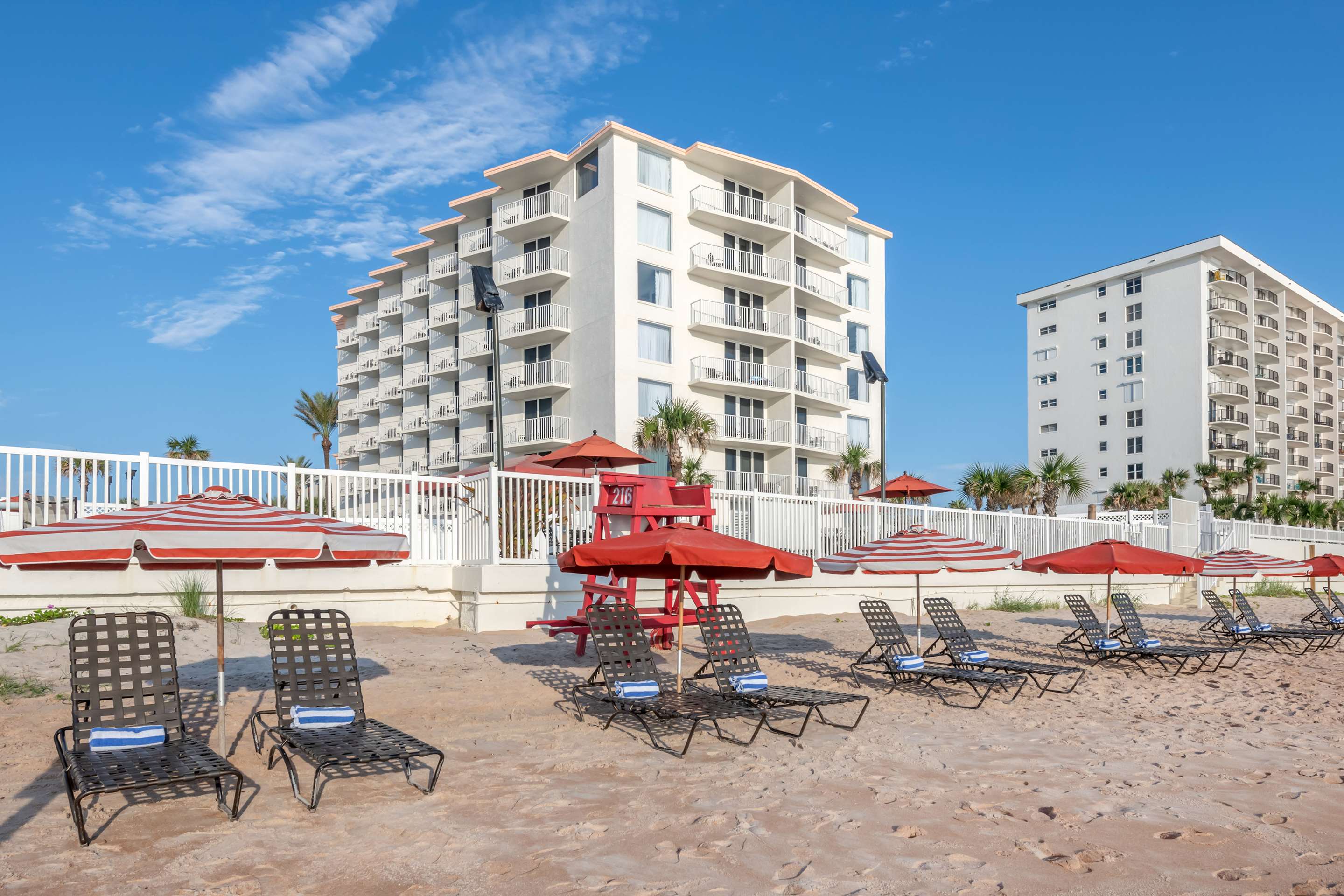 Exterior | Hilton Vacation Club The Cove on Ormond Beach