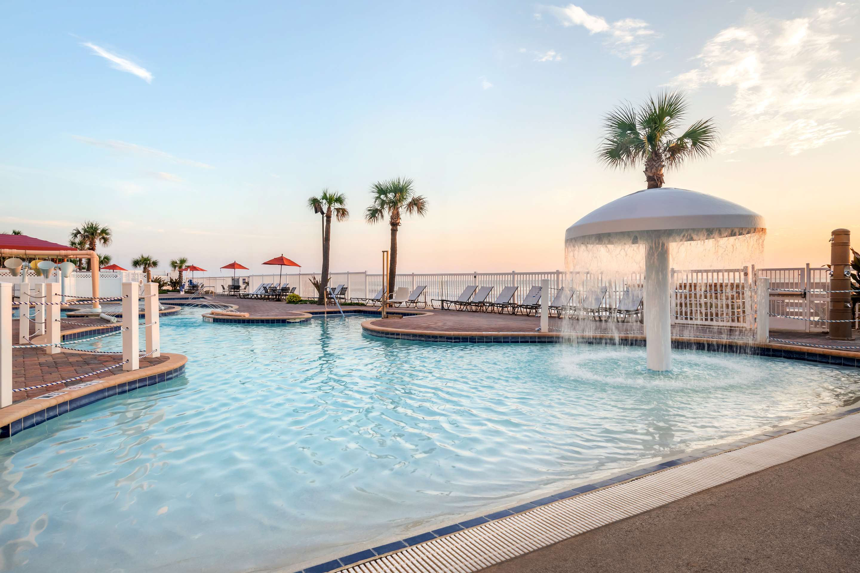 Pool | Hilton Vacation Club The Cove on Ormond Beach