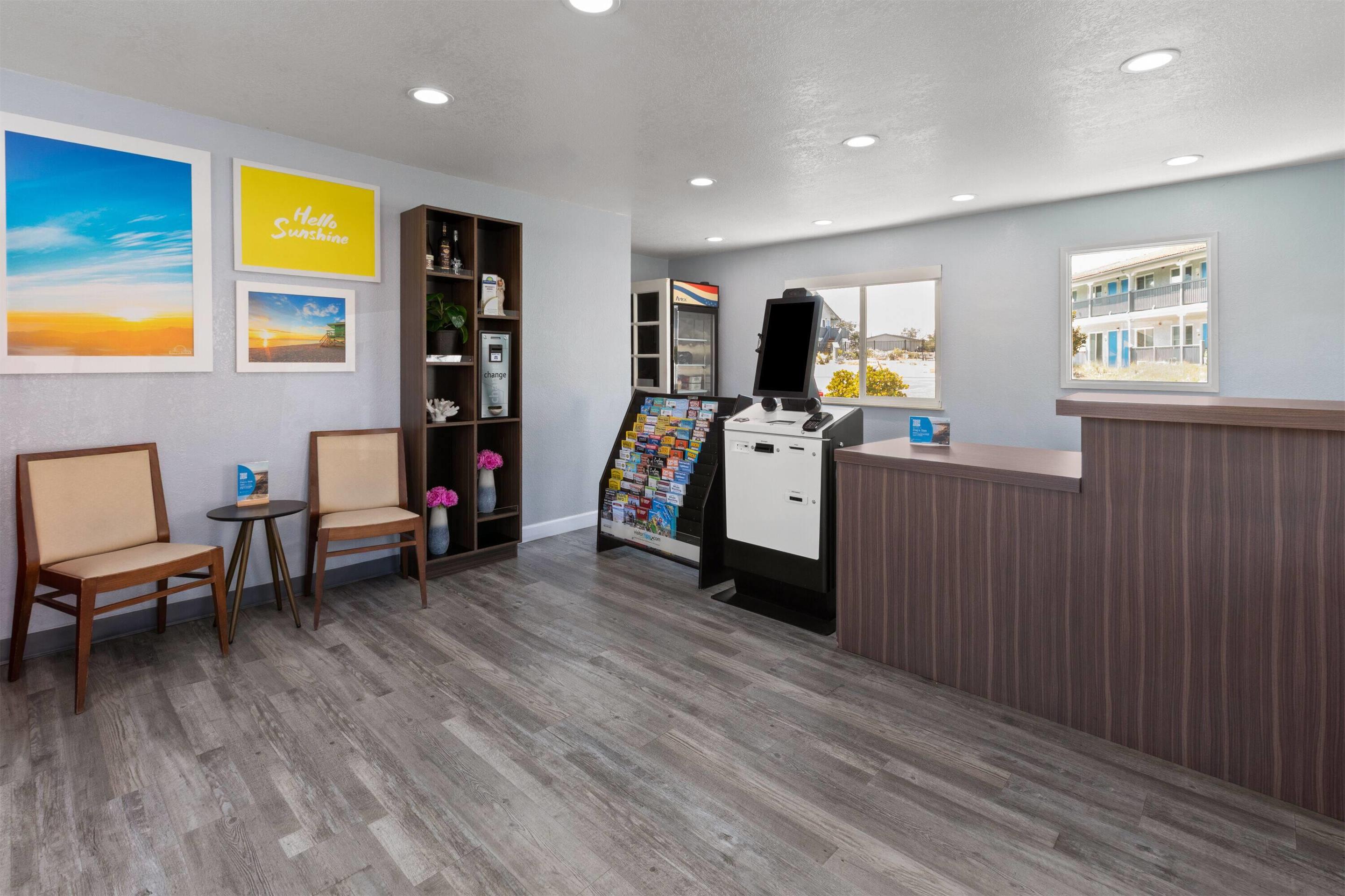 Reception | Days Inn by Wyndham Arroyo Grande/Pismo Beach