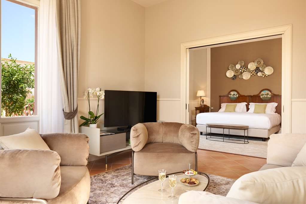 ALMAR GIARDINO DI COSTANZA-guestroom-Guest Room,Suite,On-Site.jpg