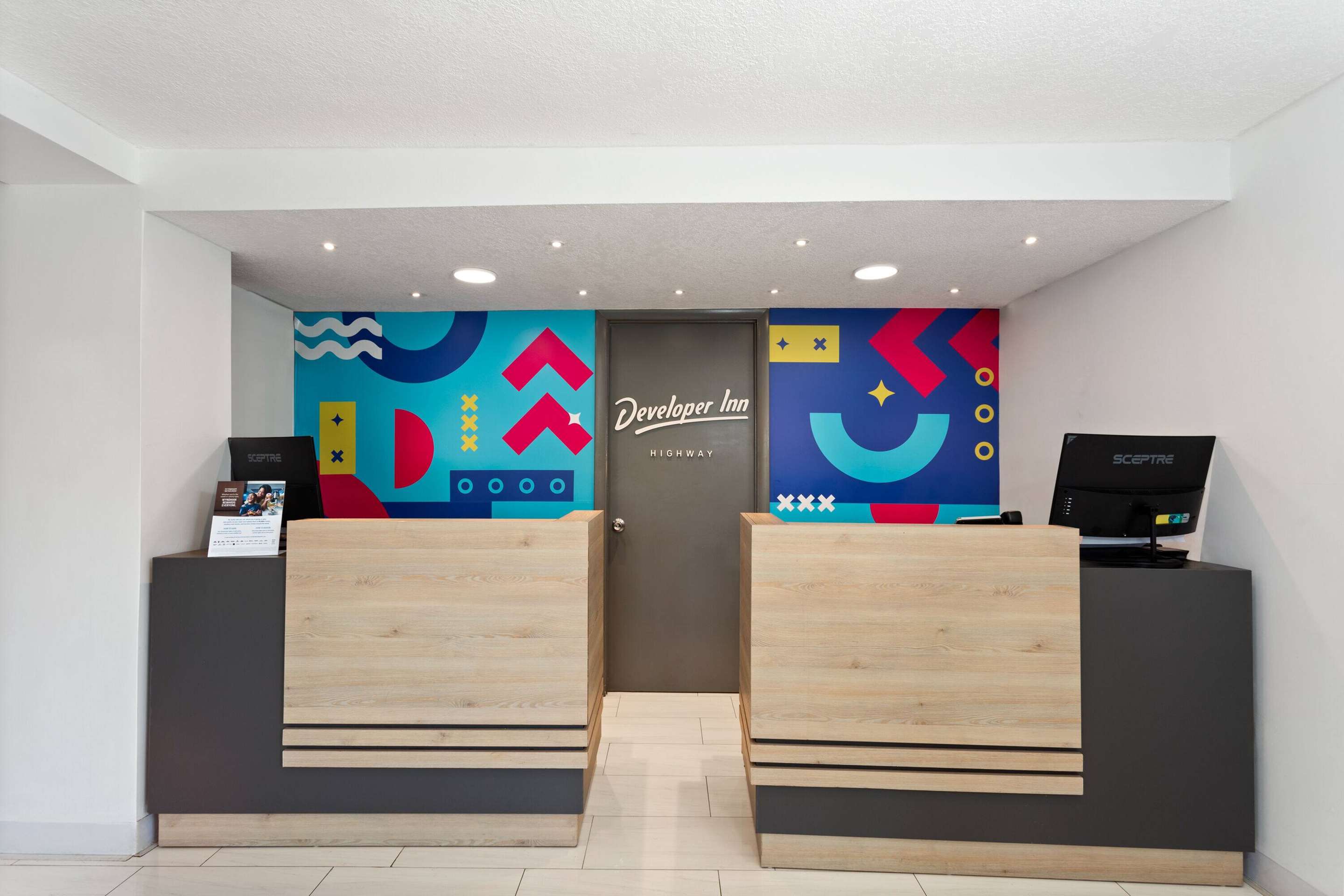 Reception | Howard Johnson by Wyndham Orlando Lake Buena Vista South