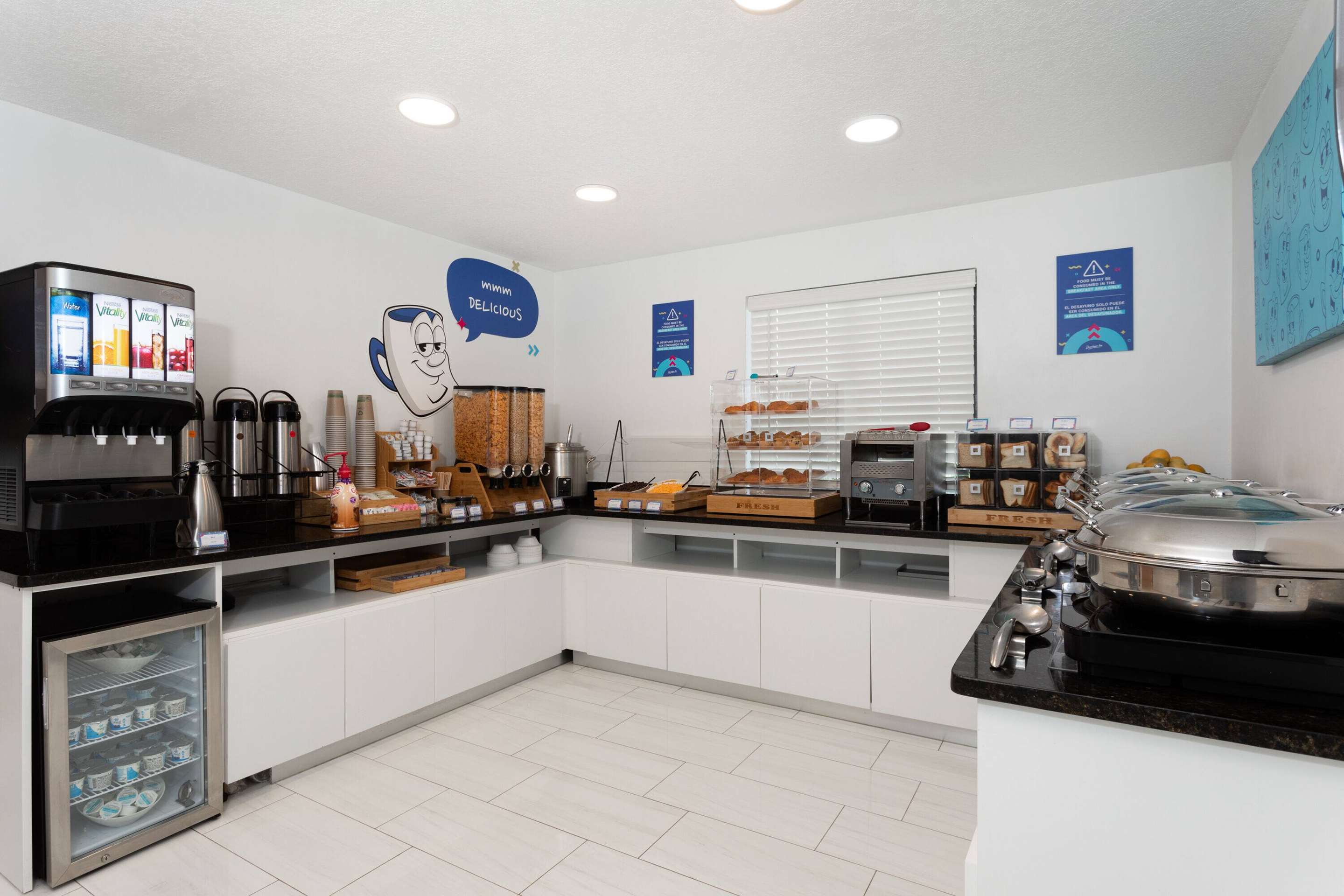 Undefined | Howard Johnson by Wyndham Orlando Lake Buena Vista South