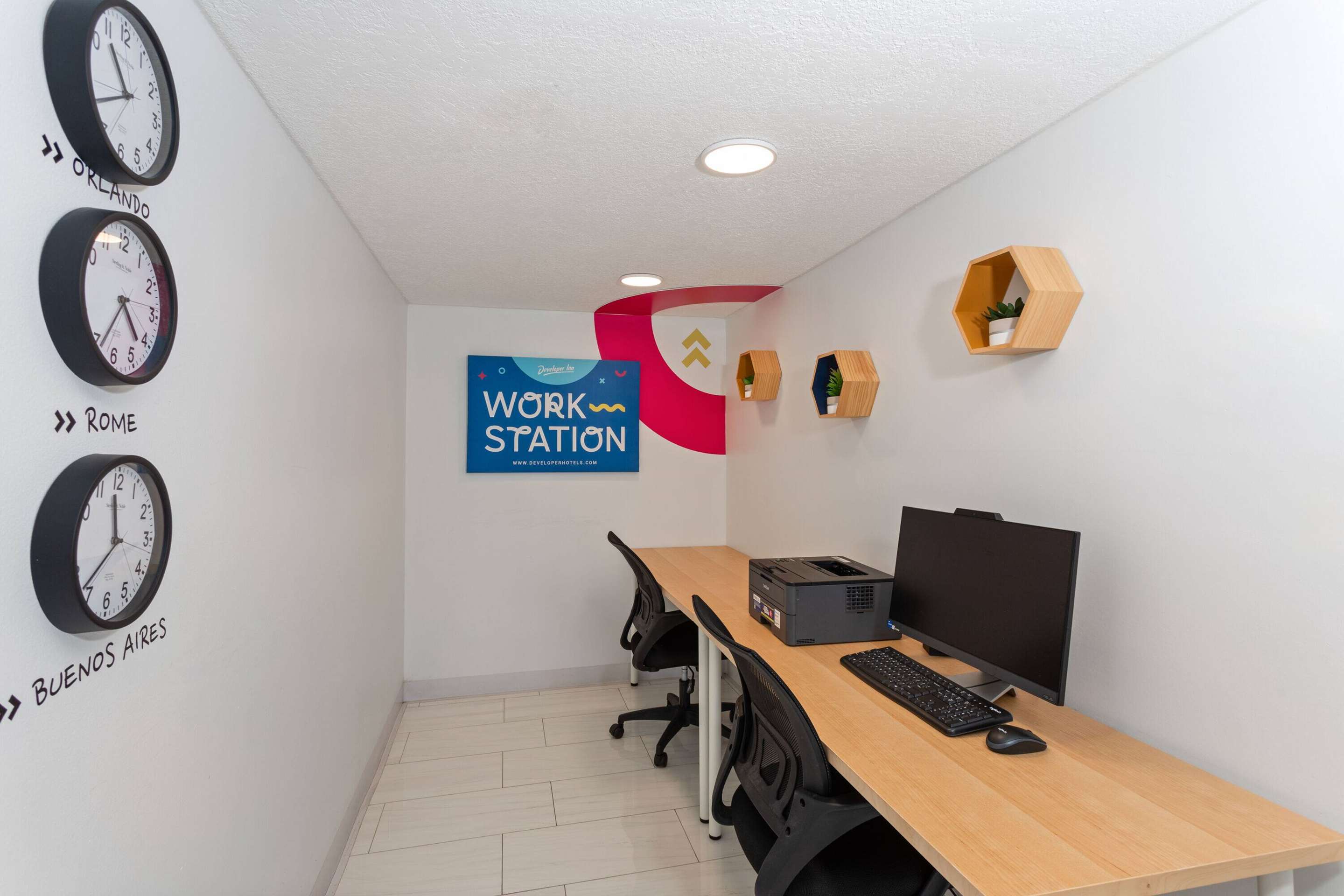 Business Center | Howard Johnson by Wyndham Orlando Lake Buena Vista South
