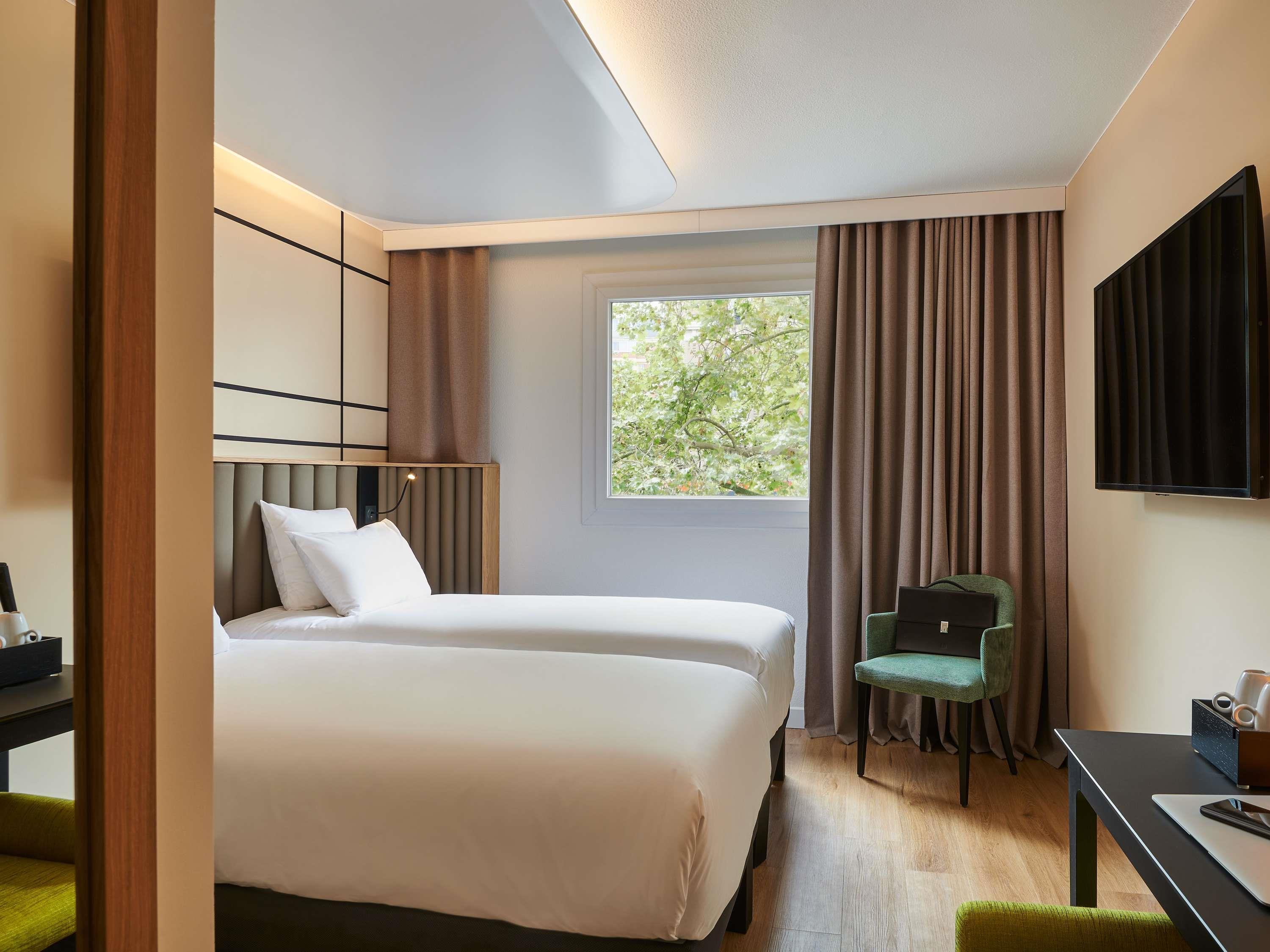 Mercure Paris Nanterre Room Type - Classic Room - 2 single beds
