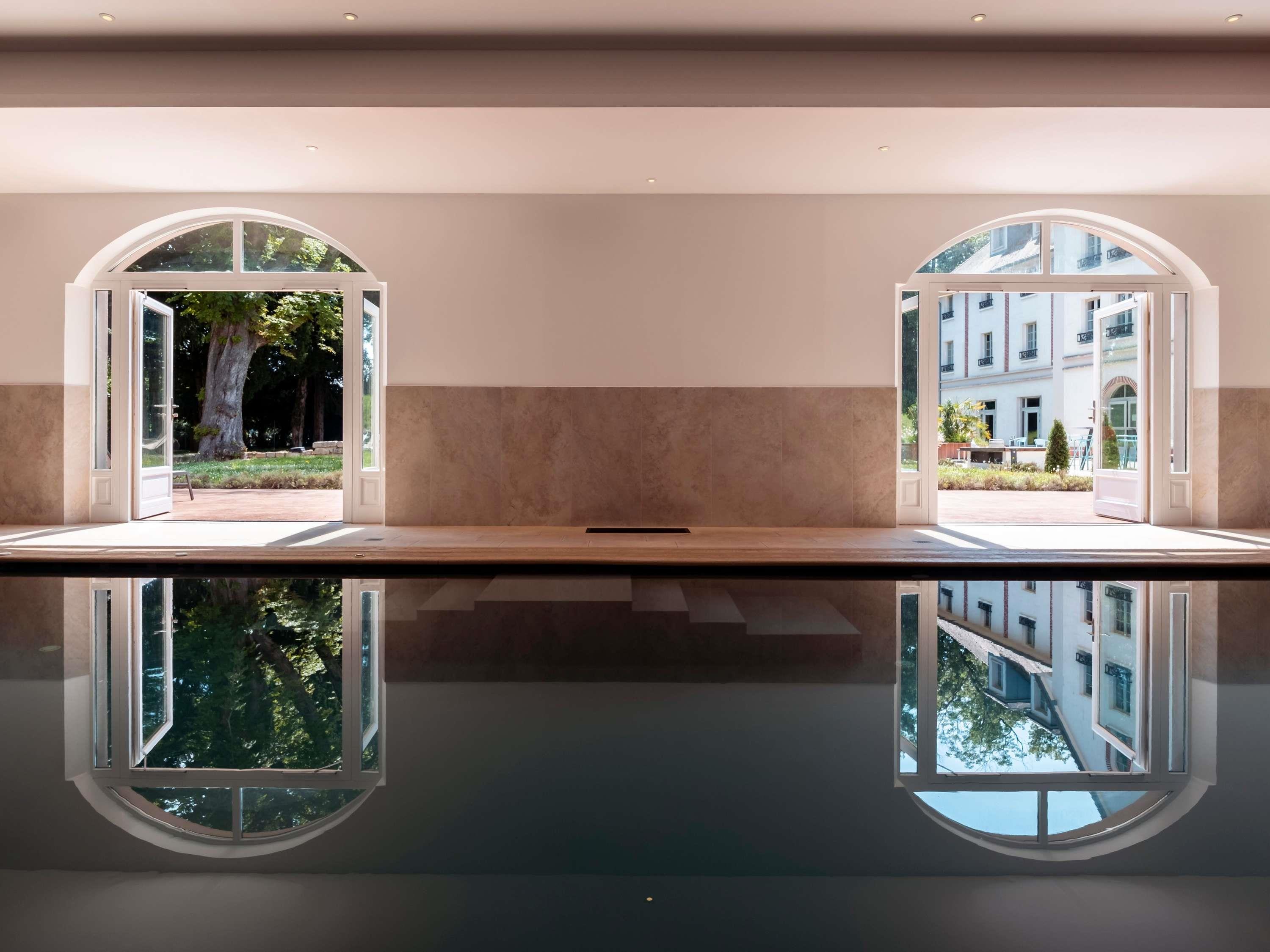 Hotel Castel Maintenon - Handwritten Collection