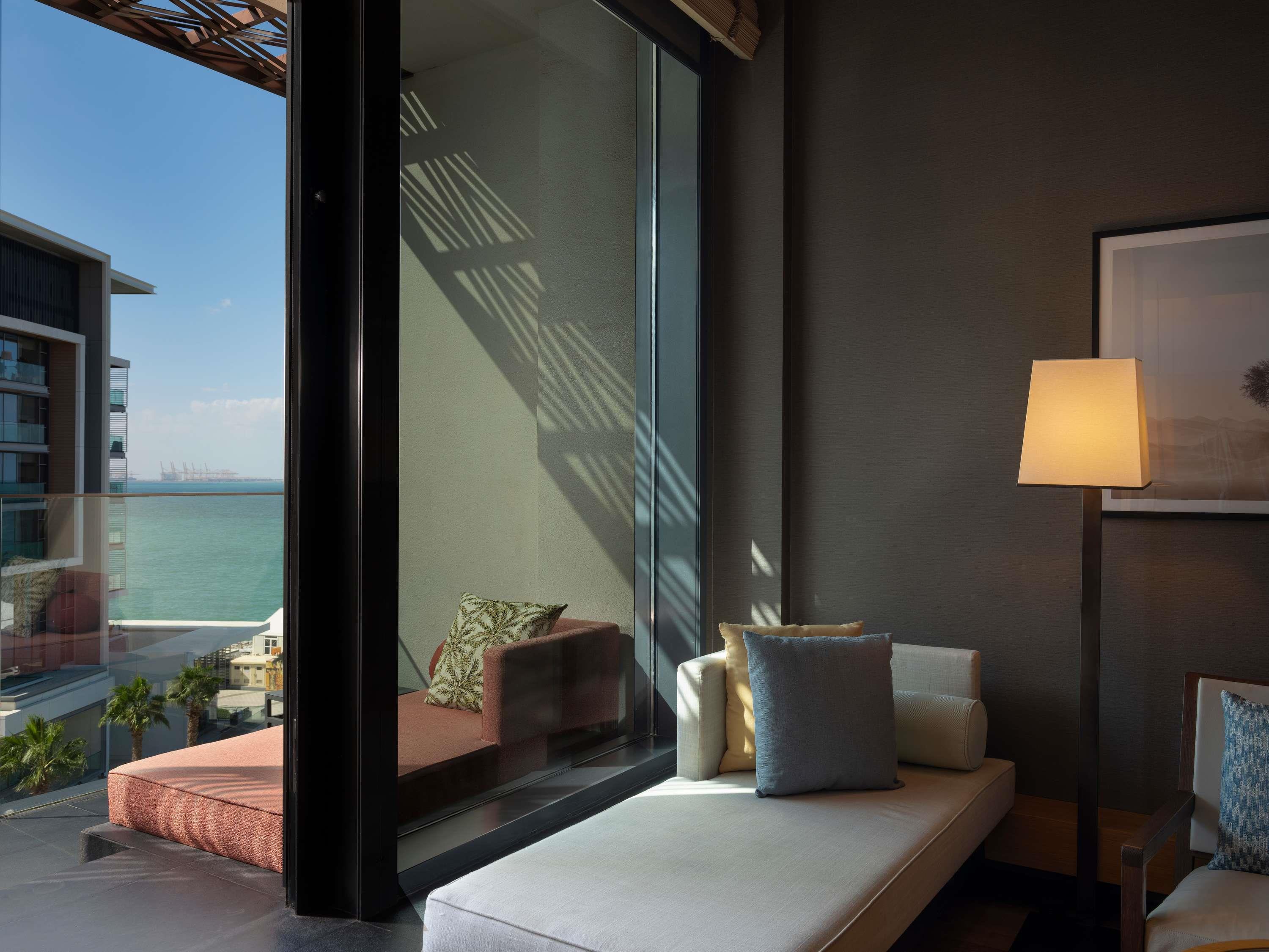 Banyan Tree Dubai - Tap to explore photos