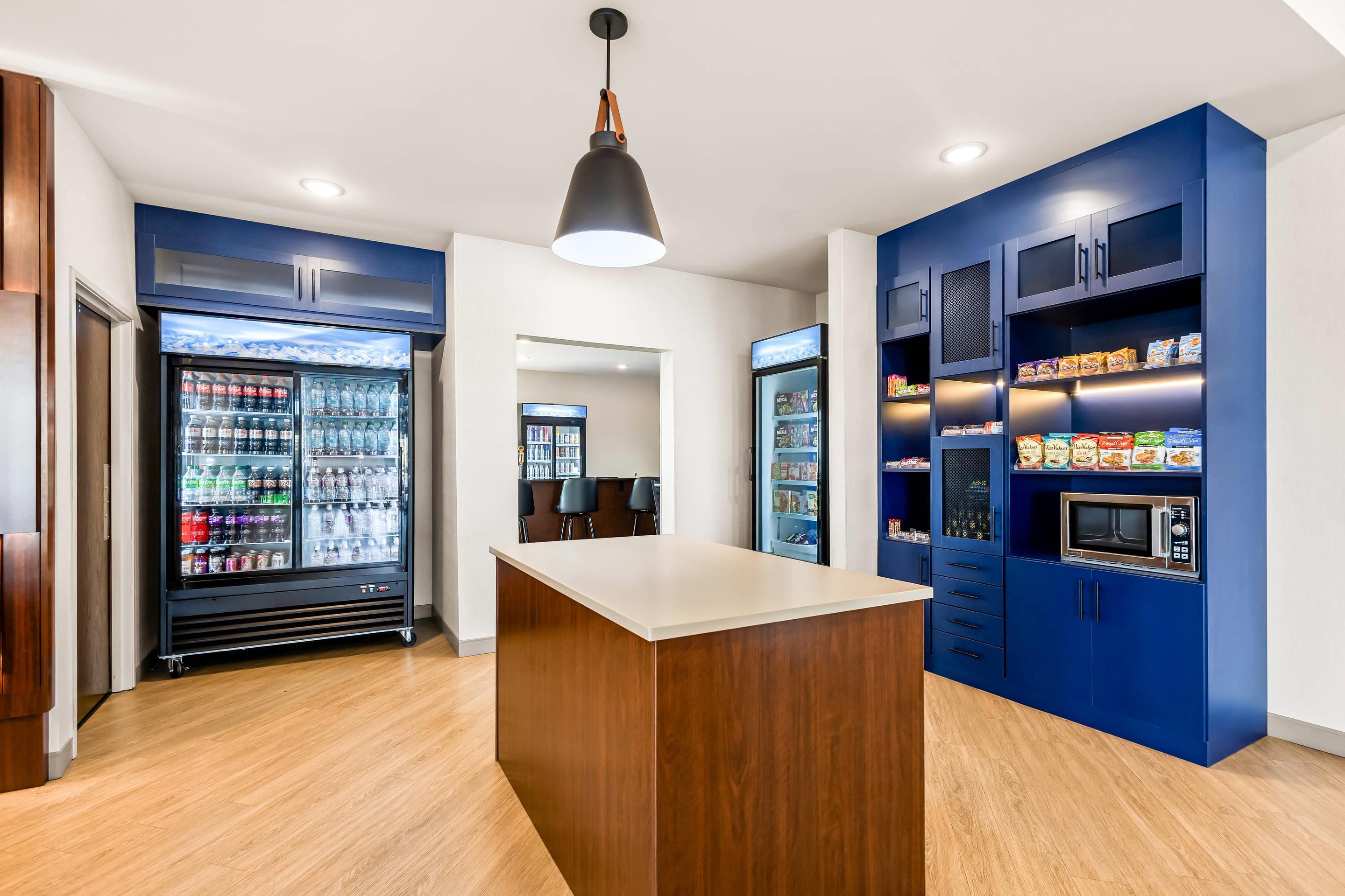 Hotel marketplace | Comfort Inn & Suites at Sanford Sports Complex