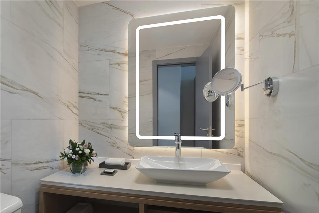 HYATT CENTRIC SANTO DOMINGO PIANTIN-guestroom-Guest Room,Bathroom,On-Site.jpg