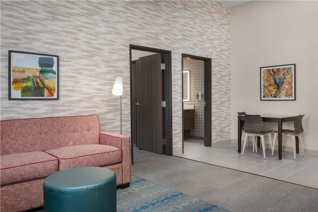 HOME2 BY HILTON FORREST CITY-guestroom-Guest Room,On-Site.jpg